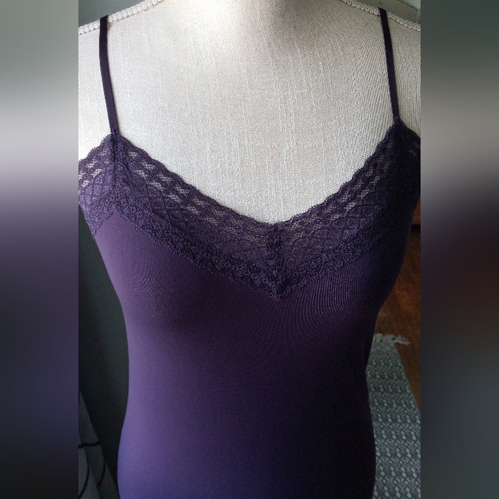 The Limited Tank Top - Picture 6 of 6
